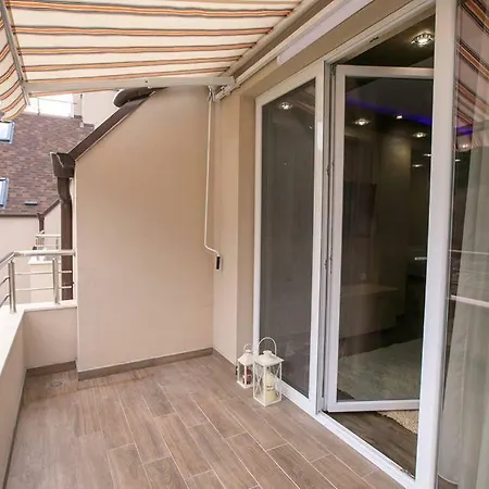 Apartament радост